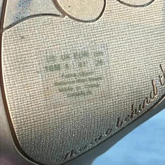 Franco Sarto Womens Damilis
Platform Sandal Black Galaxy Sparkle
Heel Size 10 M - Picture 10 of 11